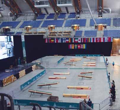 Događaji Borilište u olimpijskoj areni Ličinke koje jedu stiropor se pretpostavlja da je isti onaj koji razgrađuje vosak s obzirom na to da vosak sadrži komponente slične polietilenu.