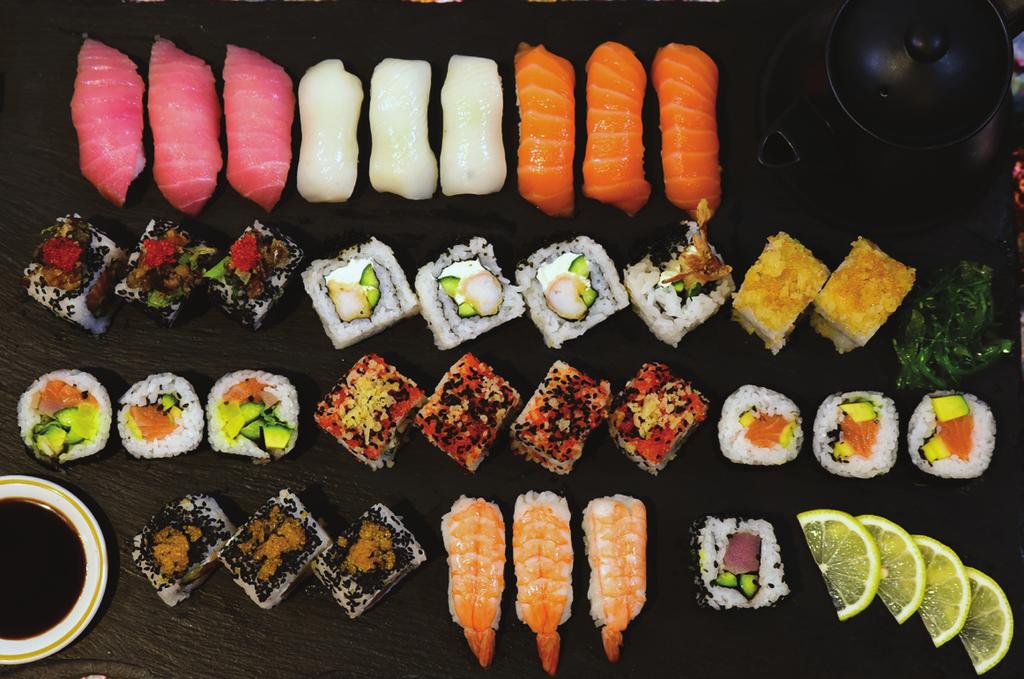 SUSHI PLATTERS 24 Pieces Sushi Platter œ18.00 Choice of 3 Sushi Maki rolls from the menu Επιλογή 3 Sushi Μάκι ρολ από το μενού 40 Pieces Sushi Platter œ28.