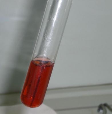 κετόζες κόκκινο χρώμα αλδόζες ροζ χρώμα Πειραματική πορεία Εισάγονται σε δοκιμαστικό σωλήνα 5 ml αντιδραστηρίου