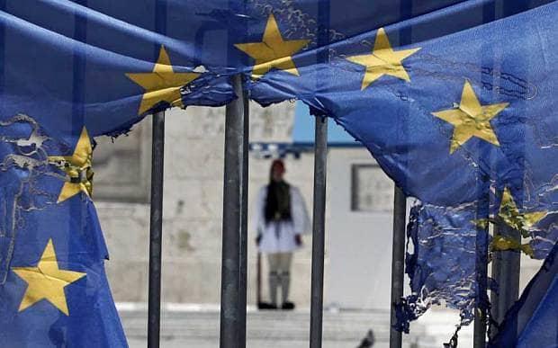 DW: Το τέλος των ελληνικών ψευδαισθήσεων Οκτώ χρόνια μετά το ξέσπασμα της οικονομικής κρίσης η Ελλάδα έχει την ευκαιρία να αφήσει -σε τρεις ακριβώς μήνες από σήμερα - οριστικά πίσω της τα προγράμματα