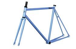 Σκελετός / complete bike: Αλουμίνιο με carbon/alu πιρούνι Αναμένεται / 830 Το Mataro είναι το