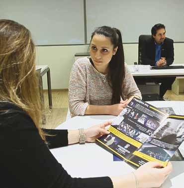 Πέραν των προκαθορισμένων συναντήσεων, οι φοιτητές ενθαρρύνονται να επικοινωνούν με τον tutor τους κάθε φορά που επιθυμούν να ζητήσουν συμβουλές για το πρόγραμμα που παρακολουθούν, να συζητήσουν
