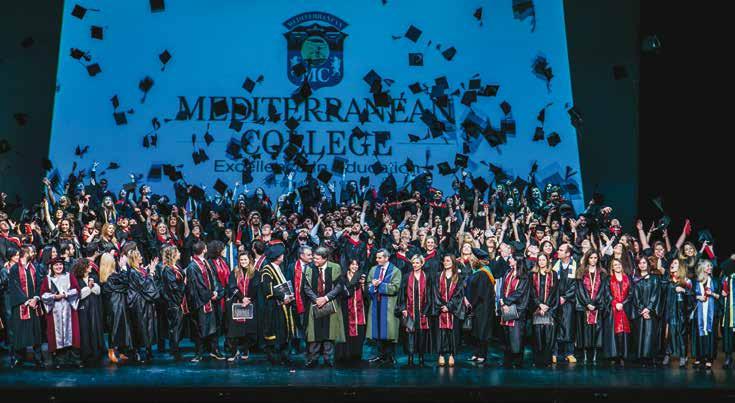 G raduation & Alumni Club 17 MC Alumni Ο δεσµός των φοιτητών µε το Κολλέγιο δε σταµατά µε την αποφοίτηση, αλλά κάθε φοιτητής που πέρασε από εδώ µένει πάντα µέρος της κοινότητάς