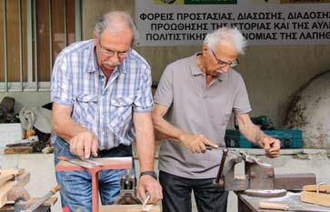 παλιούς καλούς καιρούς. Ιδιαίτερα εντυπωσιακή ήταν η παρουσία του παραδοσιακού μαχαιροποιού κ.