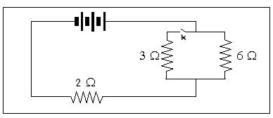 Cilat do të jenë leximet e voltmetrave V 1 dhe V 2? V 1 V 2 A. 4V 8 V B. 6 V 6 V C. 8 V 4 V D. 9 V 3 V 4. Tri rezistenca janë lidhur me një bateri si në figurë.
