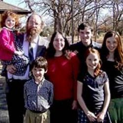 Dina Meador and husband Archie, Anna Hale and husband Sam, Gus Dracopoulos and wife Valda, and Jim Dracopoulos, 16 grandchildren and 23 great grandchildren.
