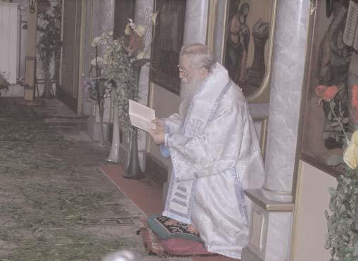 8 odræavamo svoju vezu sa duhovnicima, sa sveπtenicima, da se pouëavamo veri naπoj - πta znaëe Duhovi, TrojiËin dan, da znamo biblijski dogaappleaj, πta se to u Crkvi dogodilo i kakav je smisao i