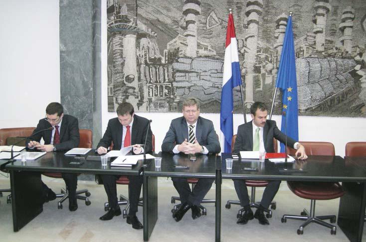 Pregovori za javni sektor Vladi je bitno oëuvati radna mjesta u javnoj upravi, ali... (NACIONAL, 12.