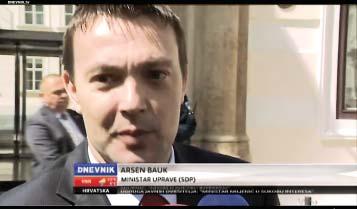 , 22:15 Autor: Josip FioliÊ Æeljko DundoviÊ brine da zgrade Sabora i Vlade ne ostanu u mraku.