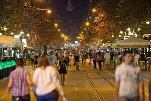 Αναχώρηση στις 16:30 SOFIA BY NIGHT - ΝΥΧΤΕΡΙΝΗ ΔΙΑΣΚΕΔΑΣΗ ΣΤΗ ΣΟΦΙΑ ιασκέδαση στα καλύτερα Club και Casino στην πρωτεύουσα της Βουλγαρίας.