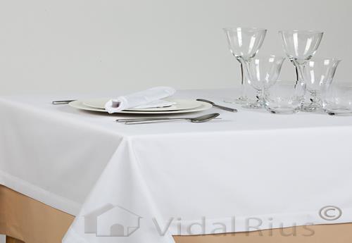 Τραπεζομάντηλα Table Cloth ART: DAM 60% Cotton 40% Polyester weight 207gr/m 2 width 320cm available colors: 8 Use: table cloth,