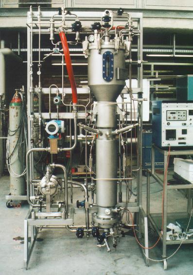 na snvni prens kisika Oxygen transfer cefficient k L a (s -1 ) 0,35 0,30 0,25 0,20 0,15 0,10 0,05 klabch1 klabch2 klael klaelr klastr klaeffi Oblikvanje bireaktrjev z zirm na zahteve biprcesa