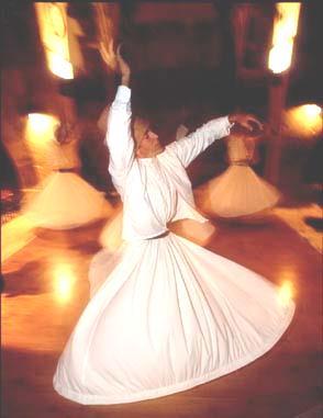 Δερβίσηδες Οι Μεβλεβί Ντερβίς (Δερβίσηδες Μεβλεβί ή Μεβλεβίτες) είναι ένα Σουφικό Τάγμα του Ισλάμ. Ο Ιερός Χορός τους, ο "Sema", είναι γεμάτος από συμβολισμούς.