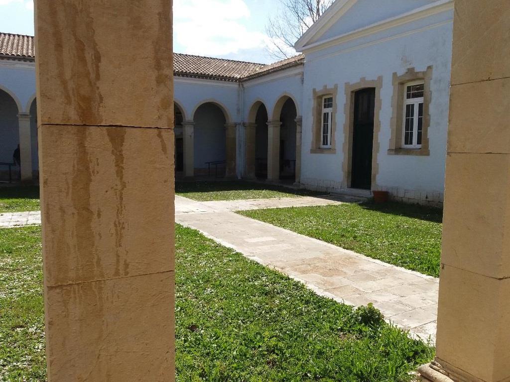 Υλικοτεχνικός εξοπλισμός/υποδομή Ποιότητα παρεχόμενων υπηρεσιών Μετακίνηση υφιστάμενου