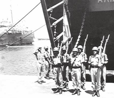 πρια κής κοι νό τη τας, με τις ο ποί ες έ γι νε η τε λι κή ρύθ μι ση του Κυ πριακού προ βλή μα τος και η δη μιουρ γί α της Κυ πριακής Δη μοκρα τί ας, με εγ γυ ή τριες δυ νά μεις την Ελ λά δα, την