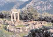 Vožnja na Peloponez do Epidavrosa, v antiënem Ëasu najbolj slavnega zdravilišëa, danes pa svetovno znanega gledališëa, katerega akustika je doživetje zase.
