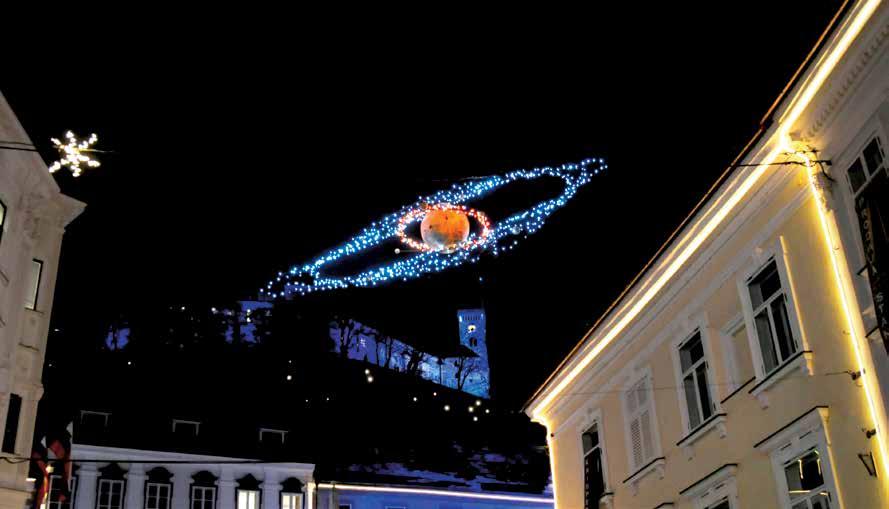 Praznični december 2012 S prireditvijo Ljudje, prižgimo luč je župan Zoran Janković v družbi koroškega deželnega glavarja Gerharda Dorflerja 3. decembra ob 17.