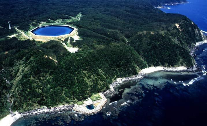 Υδροηλεκτρική ενέργεια Υδροηλεκτρικά έργα με δυνατότητα αποθήκευσης της ενέργειας Okinawa Λειτούργησε το 1999 στο νησί