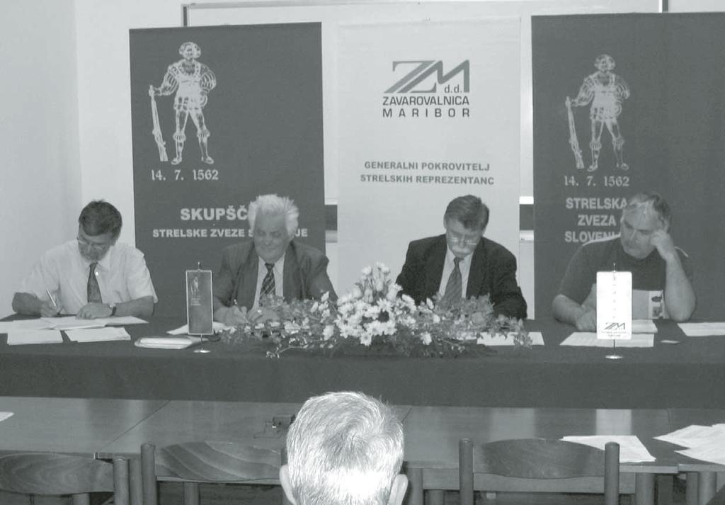 V Nadzorni odbor so bili izvoljeni: Ernest Jazbinšek, Peter Tkalec in Franjo LavrenËiË.