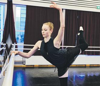 is Jóna Hjálmarsdóttir Jóna Hjálmarsdóttir hefur notað Active Liver í nokkra mánuði með góðum árangri.