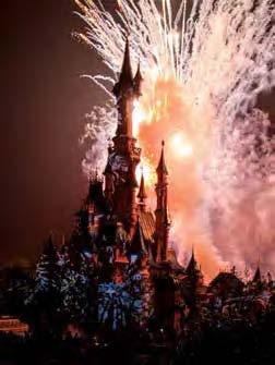 Disney 5&6 ημέρες 23,28/12 & 2/1 Για μεγάλους και μικρούς ταξιδιώτες..είναι τόσα αυτά που μπορείτε να κάνετε στο Παρίσι με την οικογένεια σας που θα έπρεπε να μετακομίσετε!