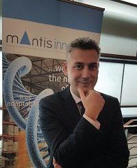 Είναι αξιολογητής σε ερευνητικά και επενδυτικά προγράµµατα της Γενικής Γραµµατείας Έρευνας και Τεχνολογίας, καθώς επίσης και της Ευρωπαϊκής Επιτροπής (DG MOVE).