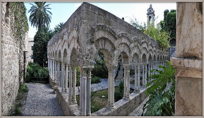 επίσκεψη στους αμπελώνες Tenuta Monte Gorna & γευσιγνωσία κρασιού κόστος αποσκευής έως 23 κιλά Κατάνιας 2 τη βραδιά ανά άτομο Ότι δε αναφέρεται στο πρόγραμμα Escape PALERMO 3