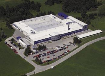 leta je bil Simplex vkljuëen v sistem IMP (Industrijska montaæna podjetja) in se kot IMP TIO (Tovarna instalacijske opreme) osredotoëil na proizvodnjo prezraëevalnih elementov.