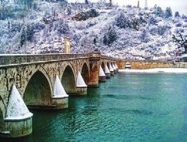 645 675 Μονόκλινο 815 1095 1155 Φόροι αεροδρομίου και επίναυλοι καυσίμων: 155.