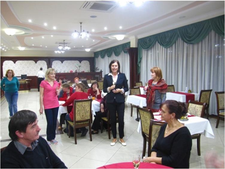cena so zľavou 12 cena klientov Všeobecnej zdravotnej poisťovne s výmenným lístkom 10, cena so zľavou 8 cena klientov ZP Uniona Dôvera 17, cena so