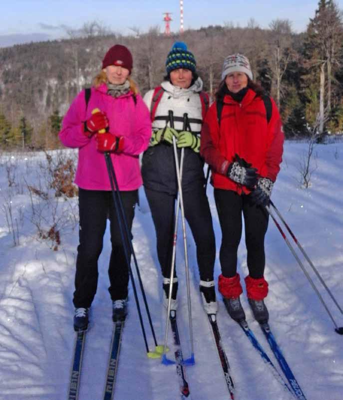 ŠPORT 35 Zimný športový deň zamestnancov TU vo Zvolene sa opäť uskutočnil v lyžiarskom stredisku Skalka arena Kremnica, kde sa naši zamestnanci mohli rozhodnúť, akú športovú aktivitu uprednostnia.
