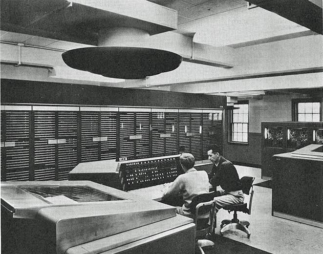 Ενότητα 1 Εισαγωγή στους Υπερυπολογιστές Πρώτοι Υπερυπολογιστές (3/12) NORC (Naval Ordinance Research Computer) Κατασκευάστηκε