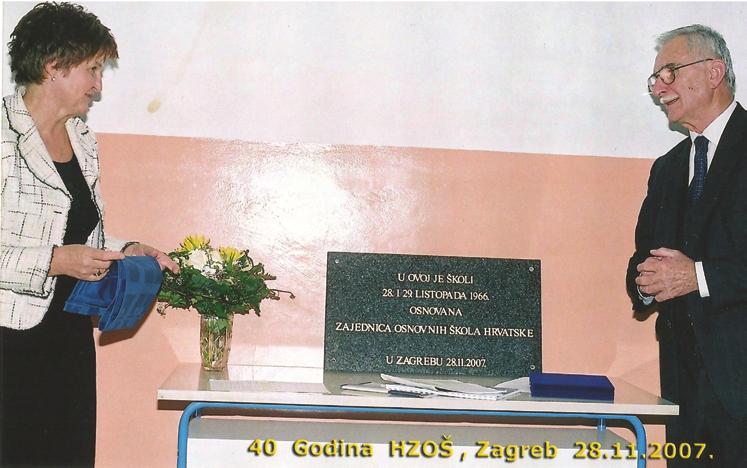 Upravno vijeêe od 01.01.2007. godine do 2010. godine 1. Tomislav Horvat, predsjednik 2. Stjepan Puπkar 3. Nikica MihaljeviÊ 4. Mate MamiÊ 5. Gordana GazdiÊ Buhanec 6.