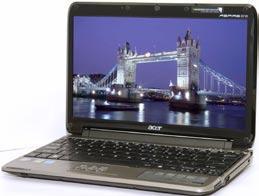 Acer Aspire One Nagu Asus 1101HA on ka Aspire One juba pigem väikese sülearvuti kui netbook i mõõtu, mis mõnes mõttes seab küsimärgi alla selle sobivuse samasse ritta koos tõesti tillukeste