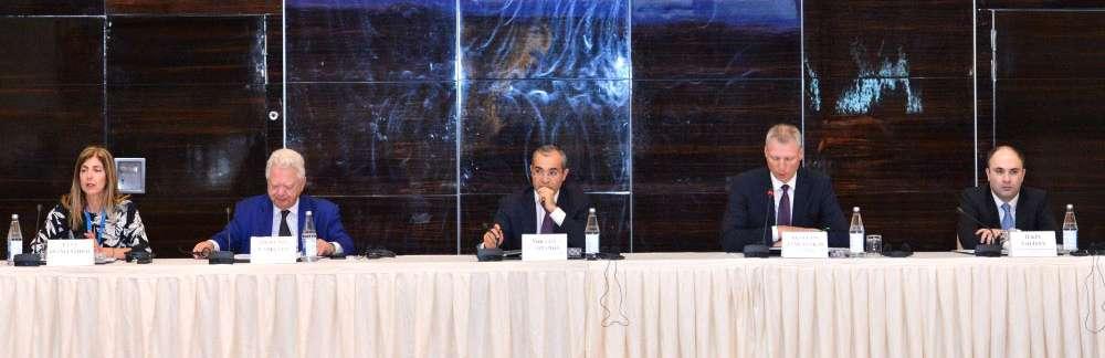 συνεργασία με την Ανεξάρτητη Αρχή Δημοσίων Εσόδων (ΑΑΔΕ) και το Υπουργείο Φορολογίας του Αζερμπαϊτζάν.