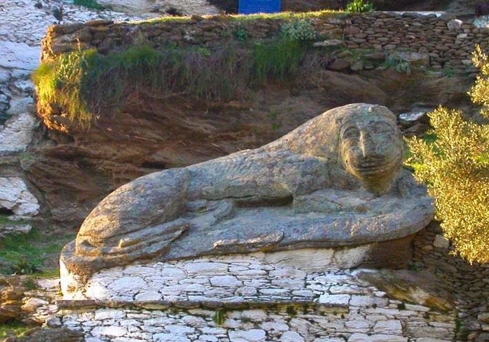 ΙΣΤΟΡΙΑ - ΠΟΛΙΤΙΣΜΟΣ Μνημεία Ένα νησί με τόσο πλούσια ιστορία όπως η Κέα δεν θα μπορούσε παρά να είναι διάσπαρτο από μνημεία σε ξηρά και θάλασσα.