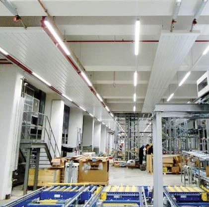 Stropné sálavé panely MSP NOVINKA Teplovodné sálavé panely odovzdávajú teplo do priestoru z väčšej časti formou infračerveného žiarenia. Výška zavesenie panelov má pritom iba druhoradú úlohu.
