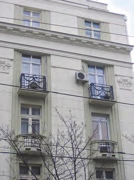 године, у Србији је потрошено око пет одсто струје више него у истом периоду прошле године. Сматра се да су клима уређаји главни узрок повећане потрошње струје.