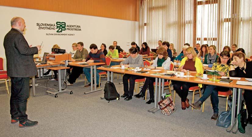 ENVIROTÉMA Odborná príprava zo strany SAŽP Vzdelávanie dospelých realizované odborom environmentálnej výchovy a vzdelávania (OEVV) Slovenskej agentúry životného prostredia (SAŽP) je zamerané na