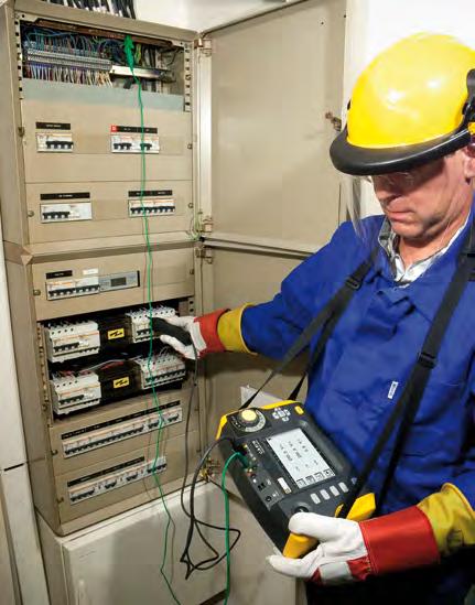 În gospodării, la terţi sau în industrie, noile testere multifuncţionale pentru instalaţii permit verificarea conformităţii unei instalaţii electrice cu standardele în vigoare.