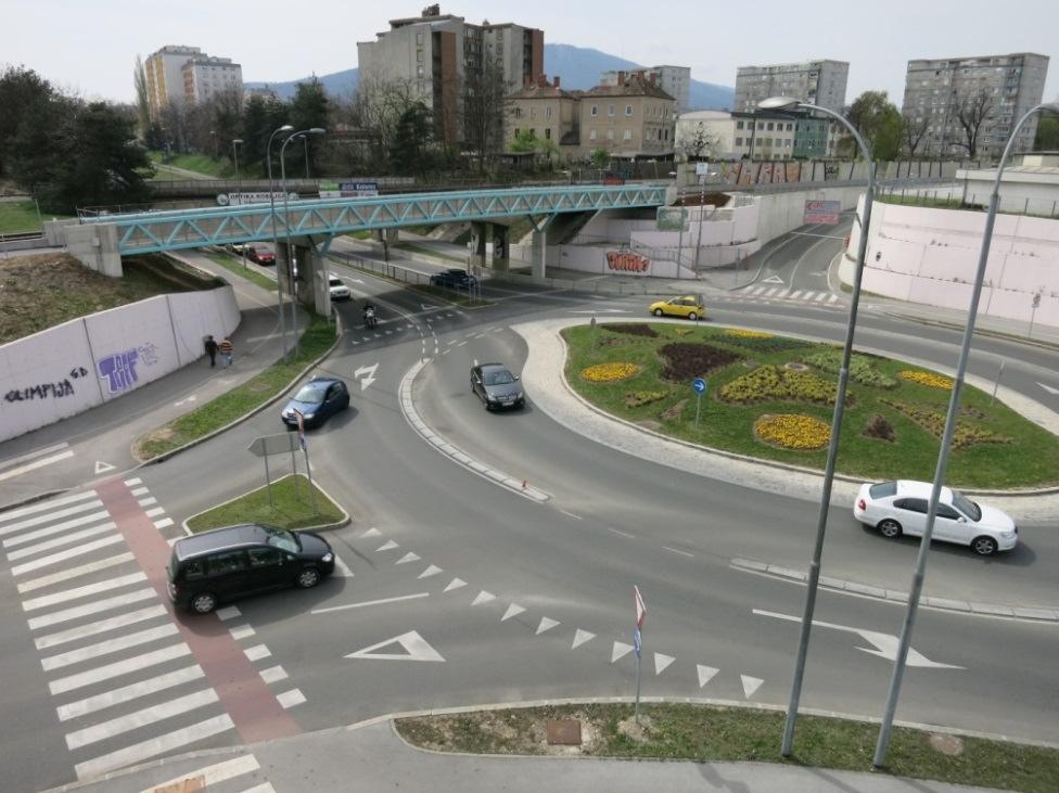 10 Nathodnik/nadvožnjak za