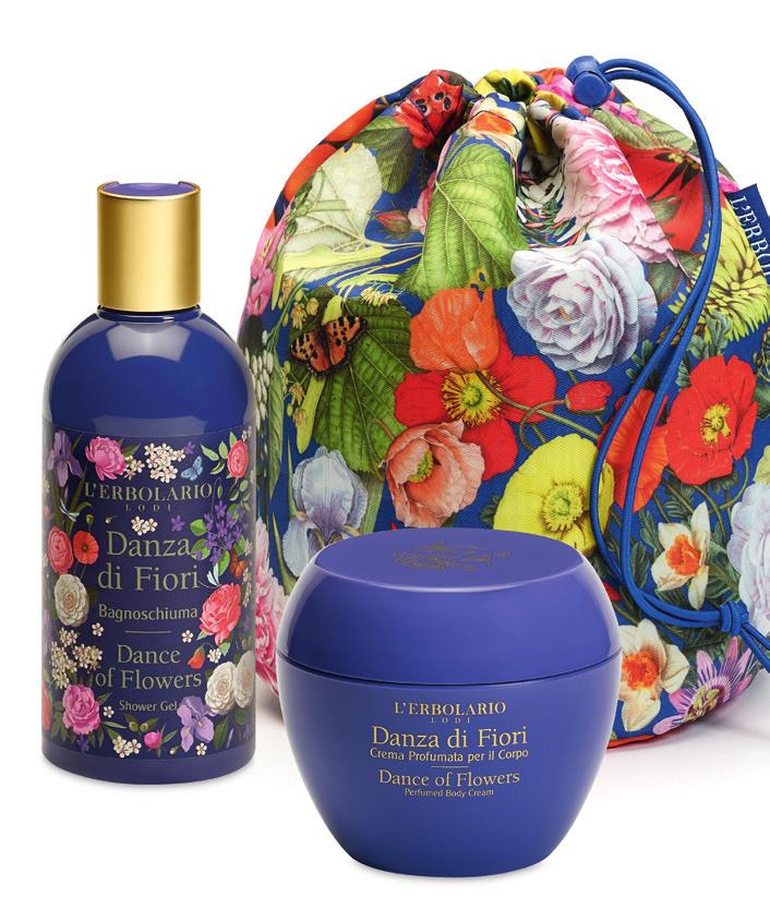 Το BeautyBag - Trio περιέχει το Άρωμα 50 ml, το Αφρόλουτρο 100 ml και Κρέμα Σώματος 100ml αντίστοιχα.