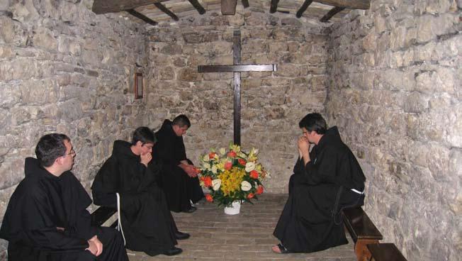 Jedan filozof je rekao: Biti čovjek znači postajati čovjekom. Ova rečenica, kakogod zvučala, nije besmislena.