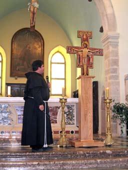 Piše: fra Josip Petonjić Kronika A.D. 2009. Siječanj 1. 5. Novaci sudjelovali u blagoslovu kuća. 6. Bogoslovi u Zagrebu organizirali tombolu za samostansku zajednicu, a novaci u Cresu za ministrante.