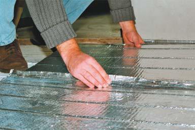 Ekološki je materijal koji ne šteti okolišu, pogodan za reciklažu i povrat u kružni proces materijala.
