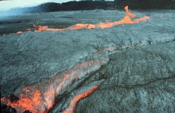 Εικόνα 3.1.1.4: Κελυφοειδής pahoehoe (Χαβάη).