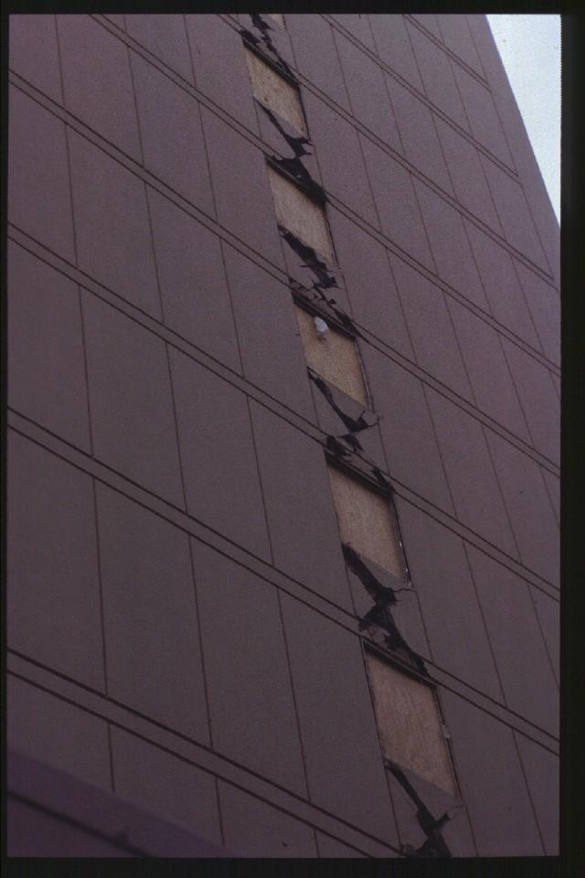Primjeri oštećenja i urušavanja zgrada u potresu