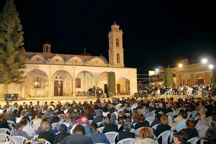 Την Κυριακή 11 Μαΐου τελέστηκε Αρχιερατικό Συλλείτουργο στον Μητροπολιτικό ναό Αγίου Γεωργίου στο Παραλίμνι.
