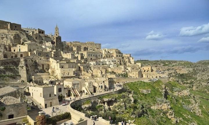 Matera: Πόλη των Σπηλαίων της