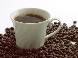 Καφές Ο καφές ελαττώνει την πίεση ηρεμίας του ΚΟΣ Gastroenterology 1980 Ο καφές δεν έχει σοβαρή επίδραση στη ΓΟΠ στους παλινδρομικούς ασθενείς και καμία επίδραση στους υγιείς Boekema PJ 1